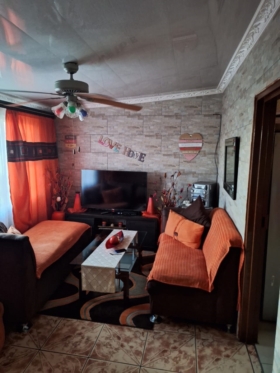5 Bedroom Property for Sale in Mdantsane Nu 2 Eastern Cape